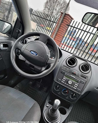 Ford Fiesta cena 5500 przebieg: 310000, rok produkcji 2006 z Kleczew małe 497